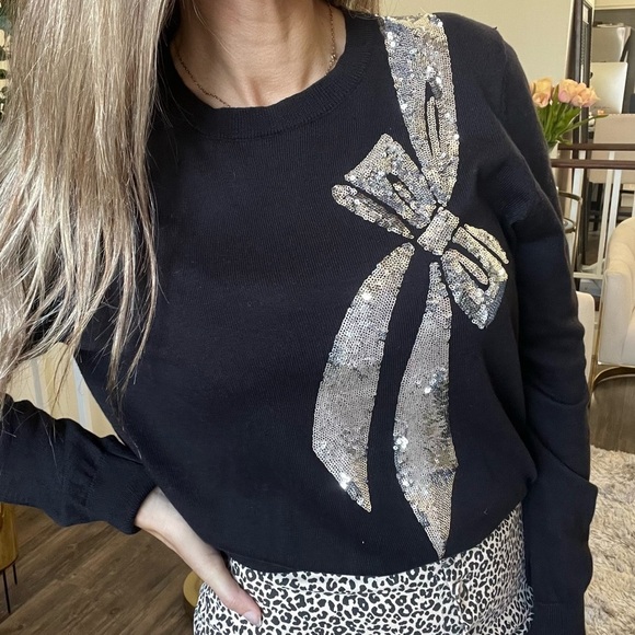 NWT DKNY Sequin Silver Bow Long Sleeves Round Neck Black Cotton Sweater Top M - Picture 5 of 12